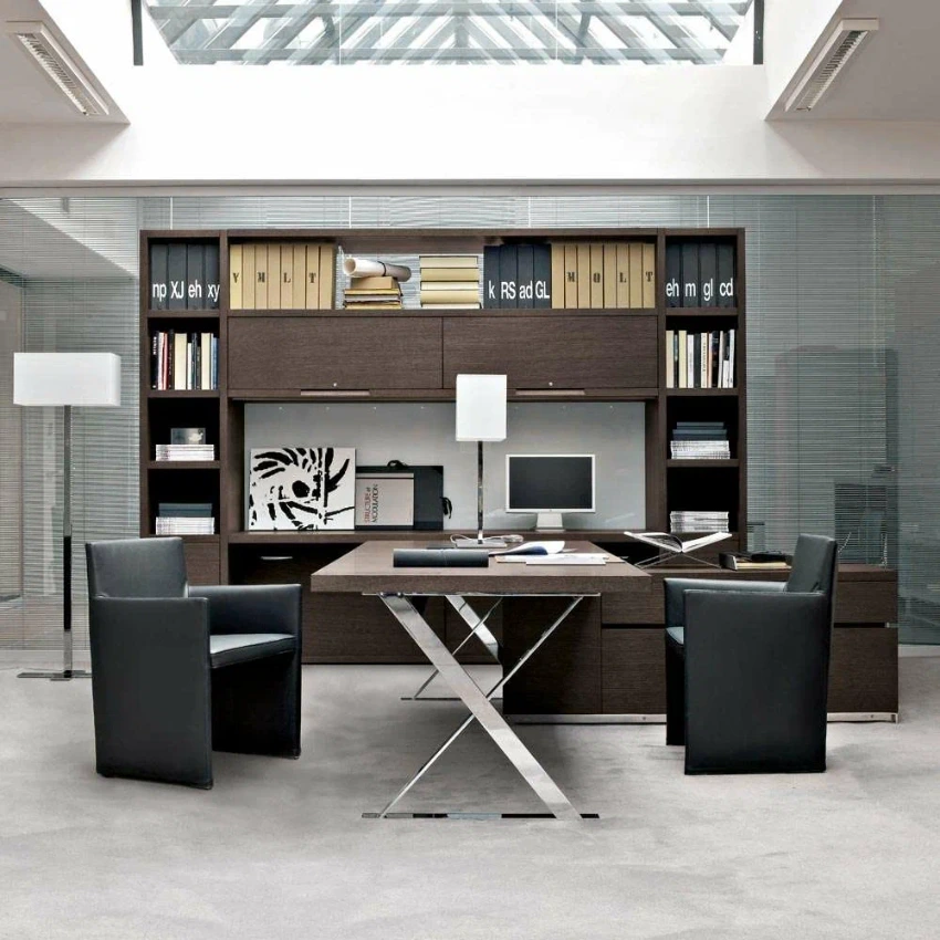 Custom made office furniture in Dubai
