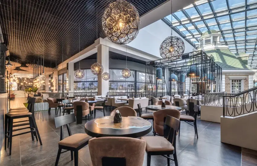 Custom Modern Outdoor Restaurant Furniture Dubai